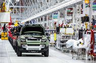 Land Rover Defender 2020 - Defenders lined up