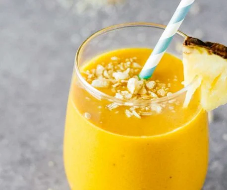 Golden Glow Pineapple Turmeric Smoothie! Vegan, vegetarian, gluten free, easy to make!
