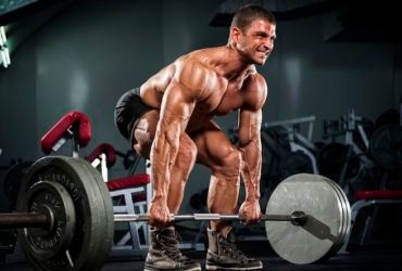 Преимущества подъема веса могут испытать как мужчины, так и женщины