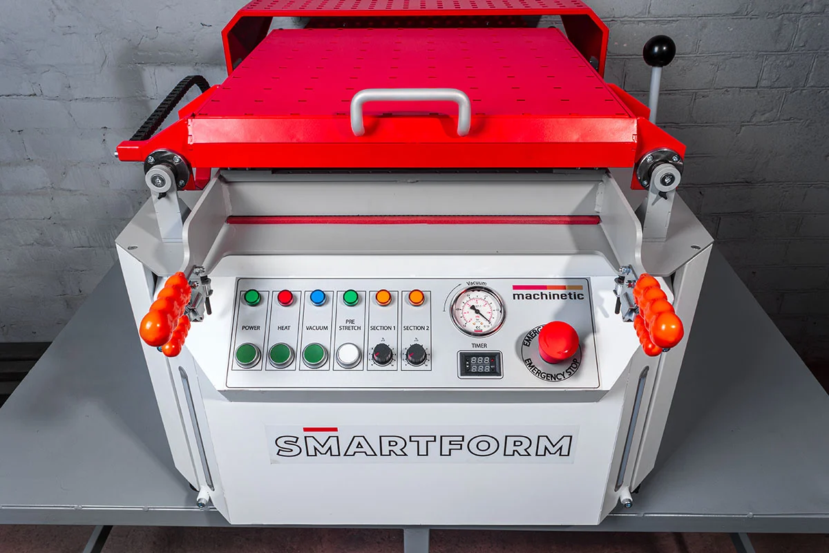 Review desktop vacuum thermoforming machine SMARTFORM 450