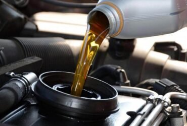 Нужно ли промывать двигатель при замене моторного масла