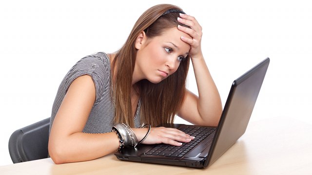 Ноутбук включается, но нет изображения — основные причины такой неприятности