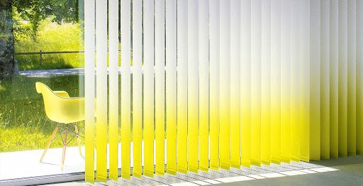 Преимущества тканевых вертикальных жалюзи