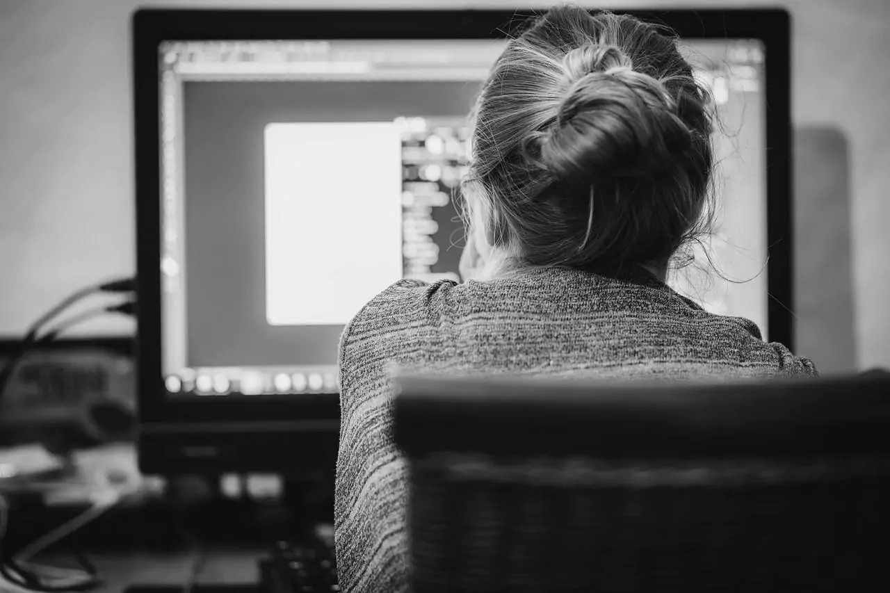 Обучение UX дизайну: плюсы онлайн и офлайн курсов