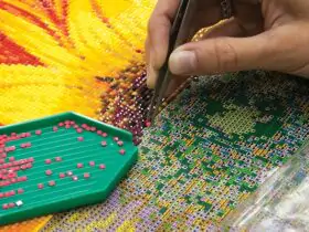 Как оформить готовую алмазную мозаику