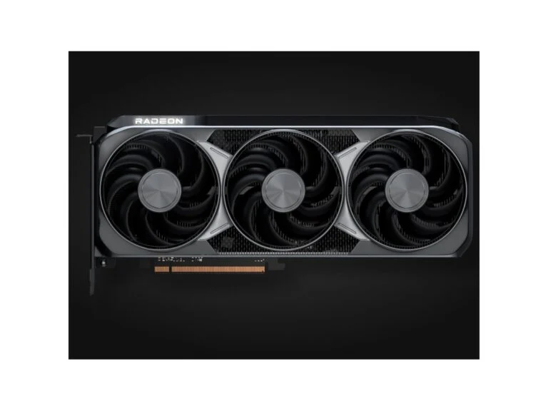 Видеокарта AMD Radeon RX 9070 XT с тремя вентиляторами