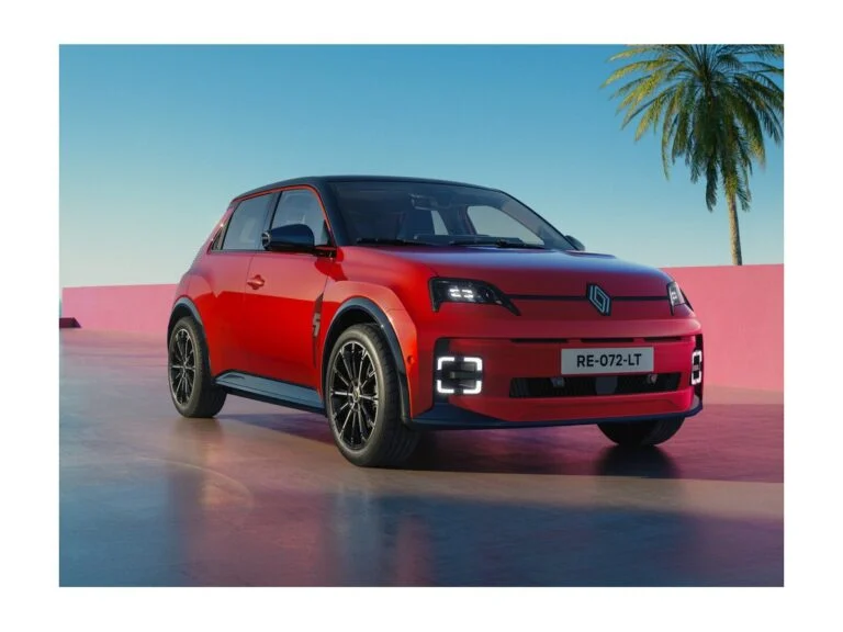 Електричний хетчбек Renault 5 E-Tech