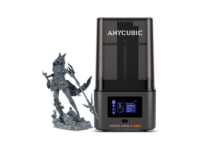 Фотополімерний 3D-принтер Anycubic Photon Mono 4 Ultra і надрукована фігурка
