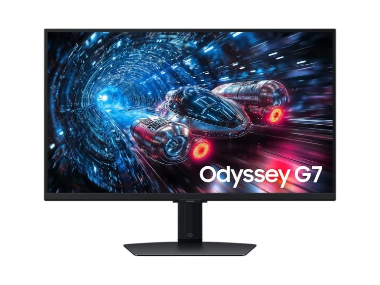 Samsung Odyssey G7 G70F gaming monitor
